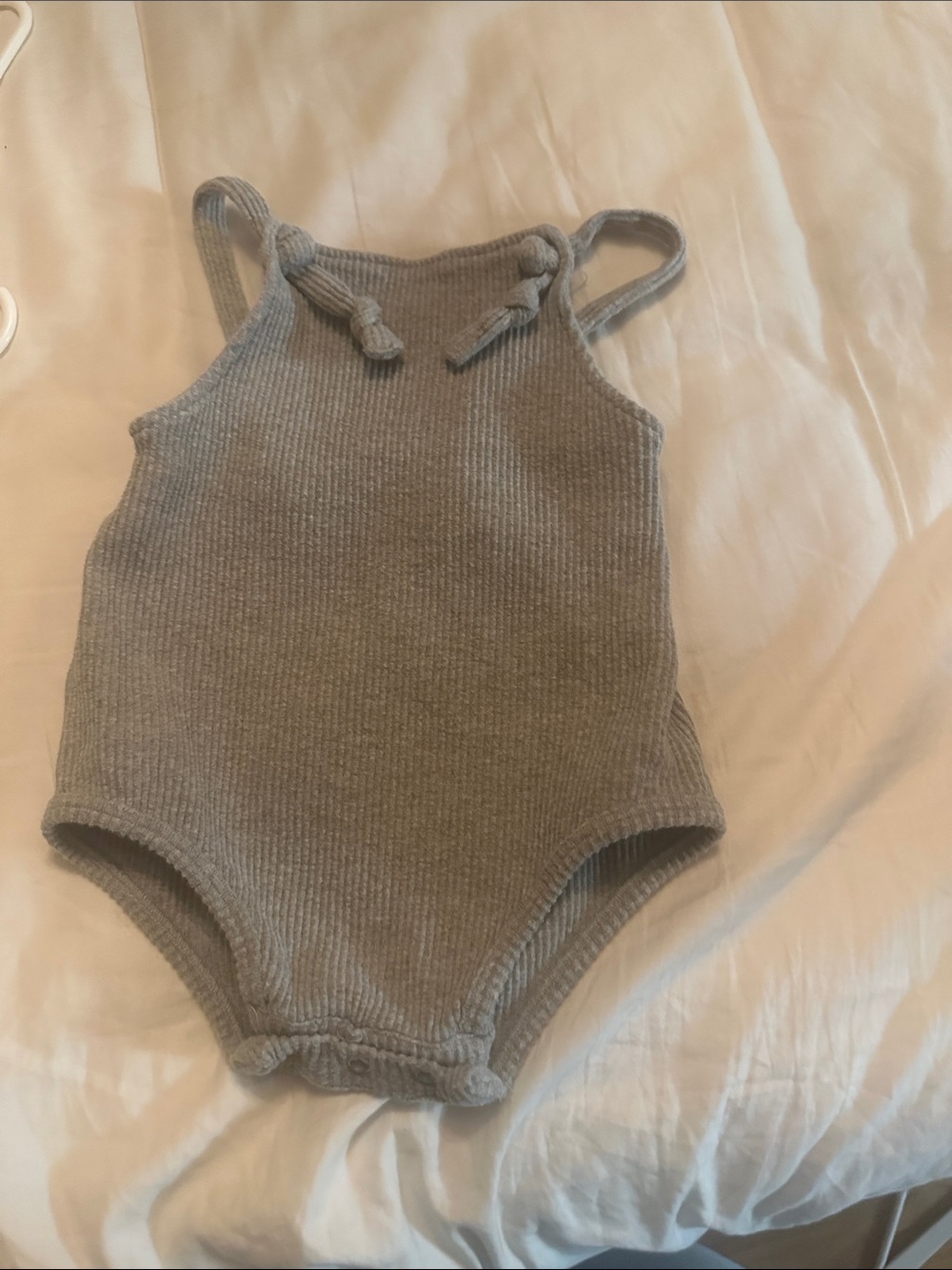 Earth Ribbed Knot-Shoulder One-Piece in Gray